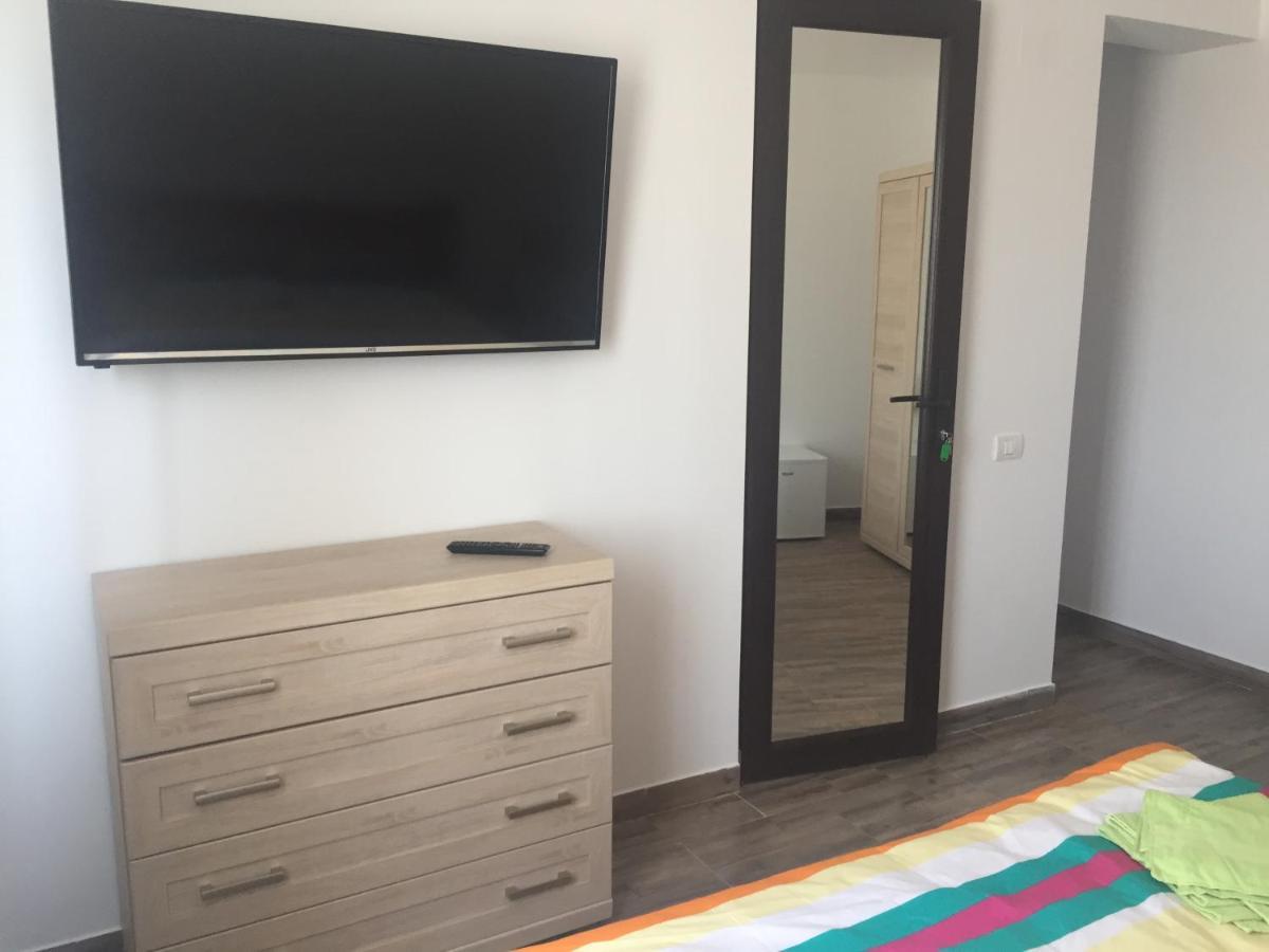 Sunshine Apartments Нэводари Экстерьер фото